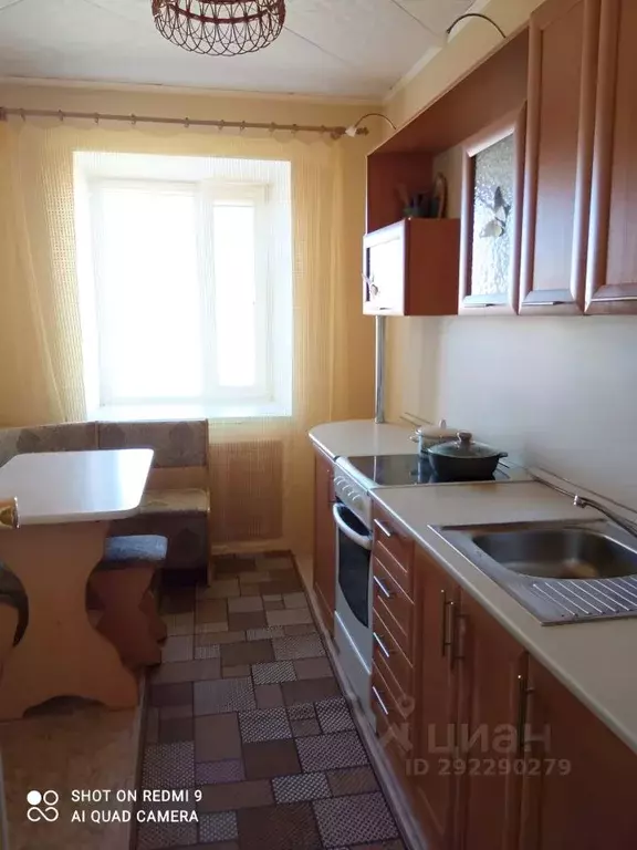 2-к кв. Челябинская область, Троицк 5-й мкр, 10 (54.0 м) - Фото 0