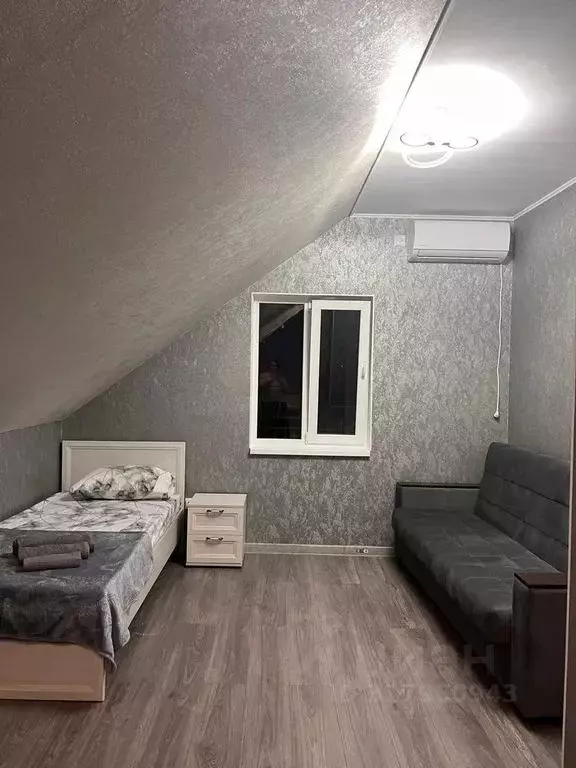 Комната Краснодарский край, Сочи Адлер жилрайон, ул. Чкалова, 30А - Фото 0