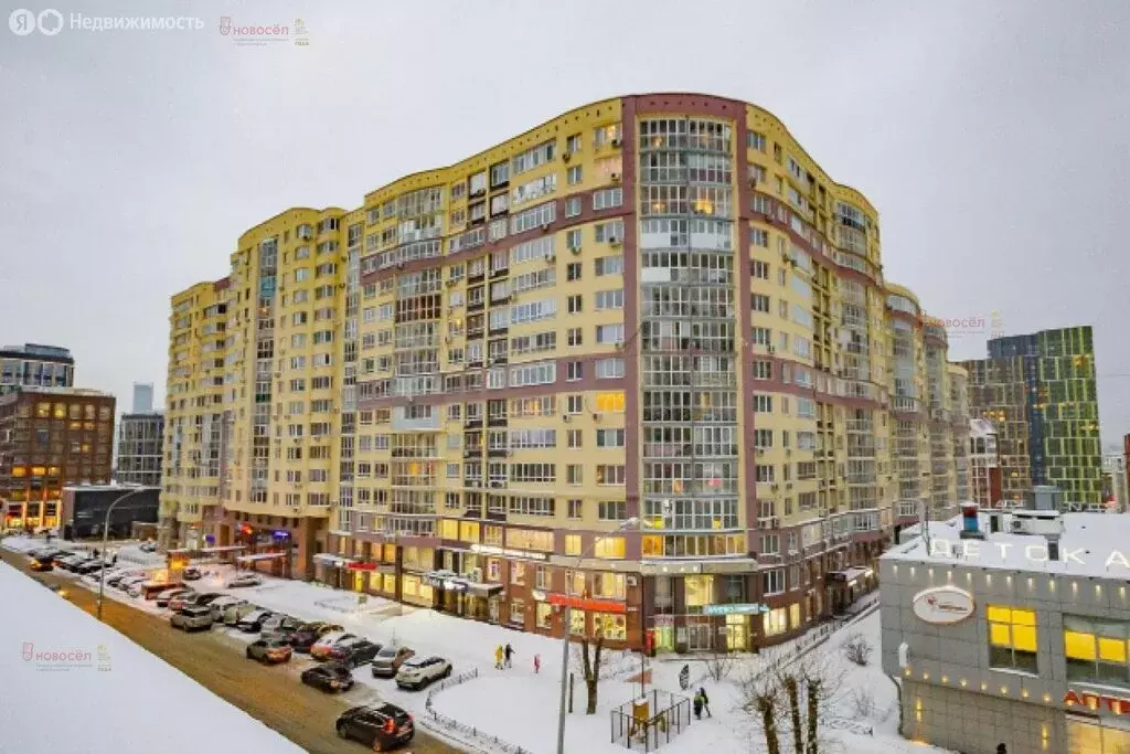 2-комнатная квартира: Екатеринбург, улица Радищева, 33 (55 м) - Фото 1