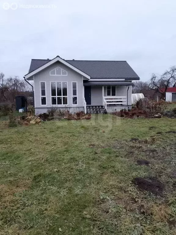 Дом в Тверская область, Старицкий муниципальный округ, деревня Козлово ... - Фото 1