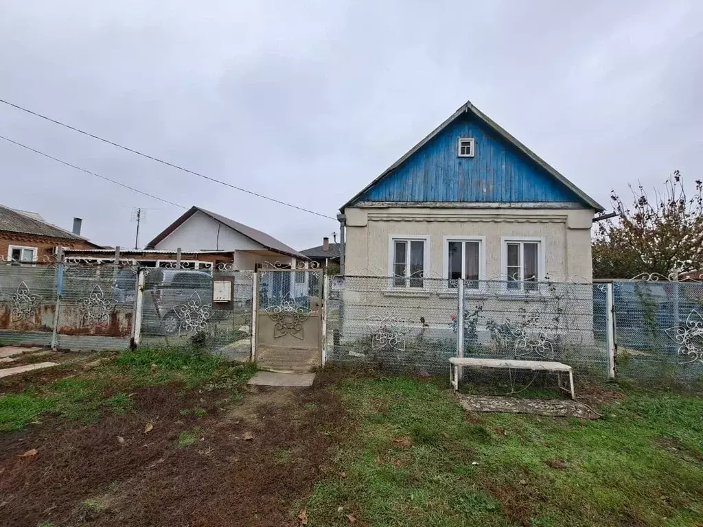 Дом в Краснодарский край, Динской район, Новотитаровская ст-ца Степная ... - Фото 1