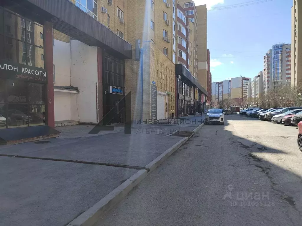 Торговая площадь в Тюменская область, Тюмень Тюменский-1 мкр, ул. ... - Фото 0