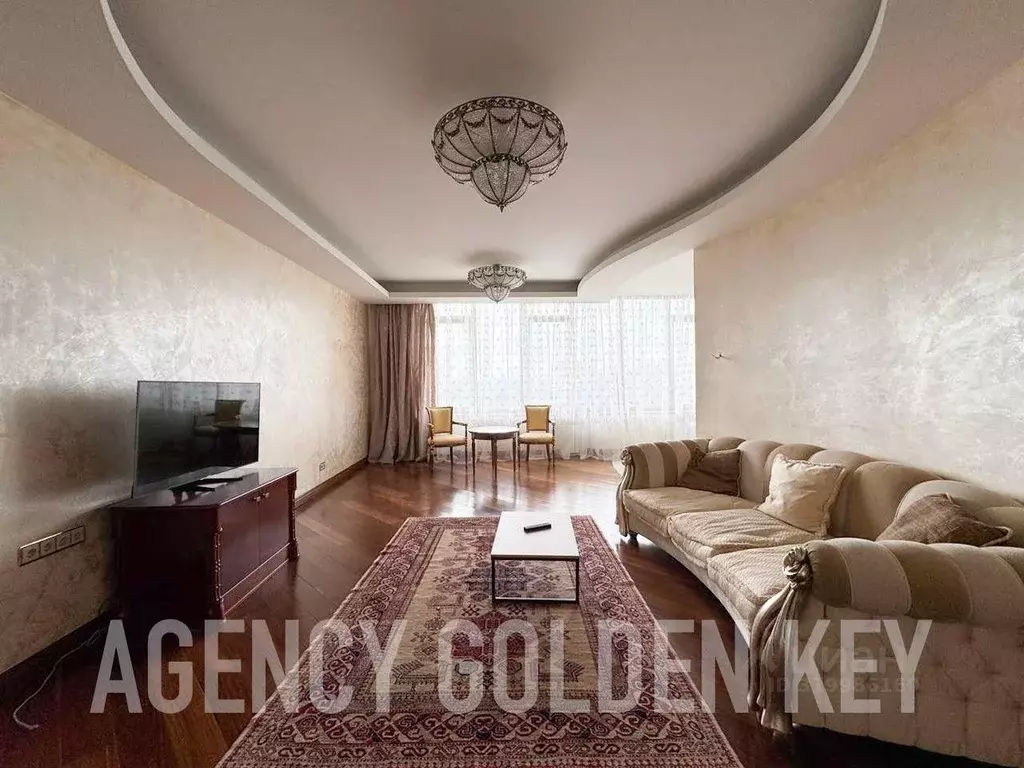 Квартира, 4 комнаты, 175 м - Фото 0