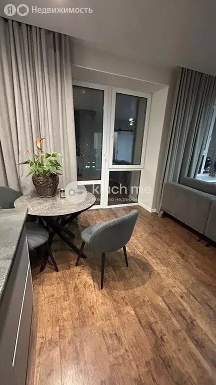 2-комнатная квартира: Казань, улица Братьев Касимовых, 35 (59 м) - Фото 2