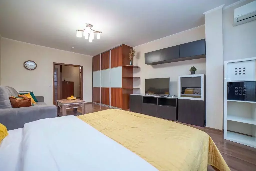 2-к кв. Свердловская область, Екатеринбург ул. Юлиуса Фучика, 9 (75.0 ... - Фото 2