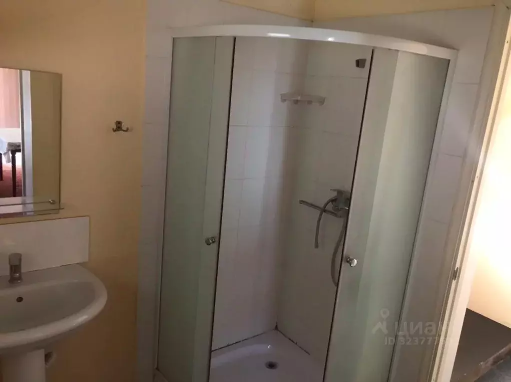 Дом в Крым, Симферополь ул. Сельская (30 м) - Фото 2