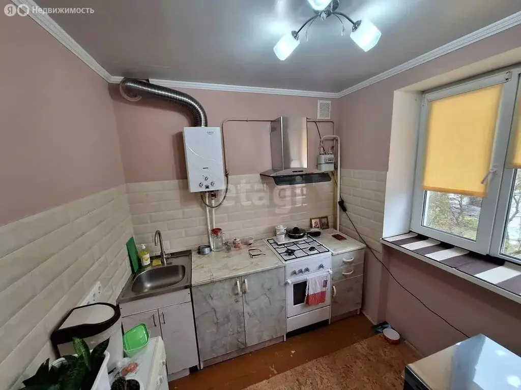 2-комнатная квартира: Новофёдоровка, улица Героев, 6 (46.2 м) - Фото 1