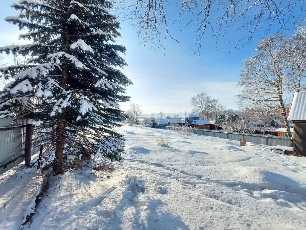 Дом в Камчатский край, Елизовский муниципальный округ, пос. ... - Фото 1