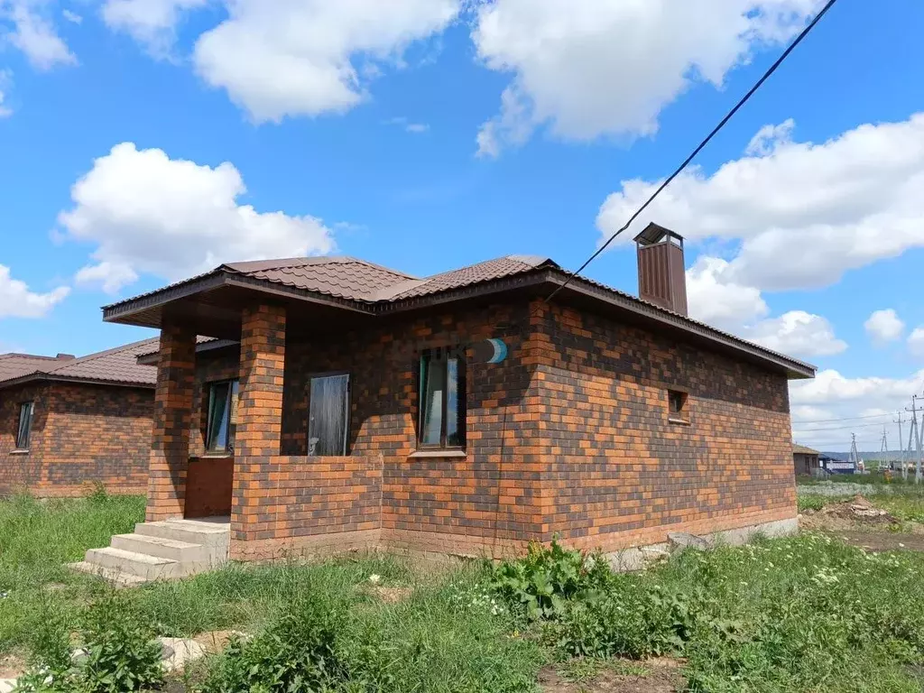 Дом в Башкортостан, Кармаскалинский район, Кабаковский сельсовет, д. ... - Фото 1