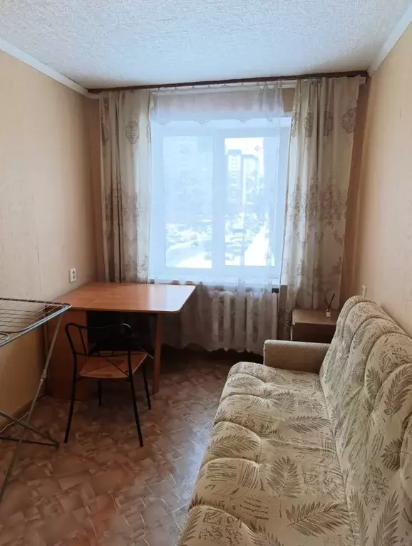 Комната Новосибирская область, Новосибирск ул. Селезнева, 26 (12.0 м) - Фото 2