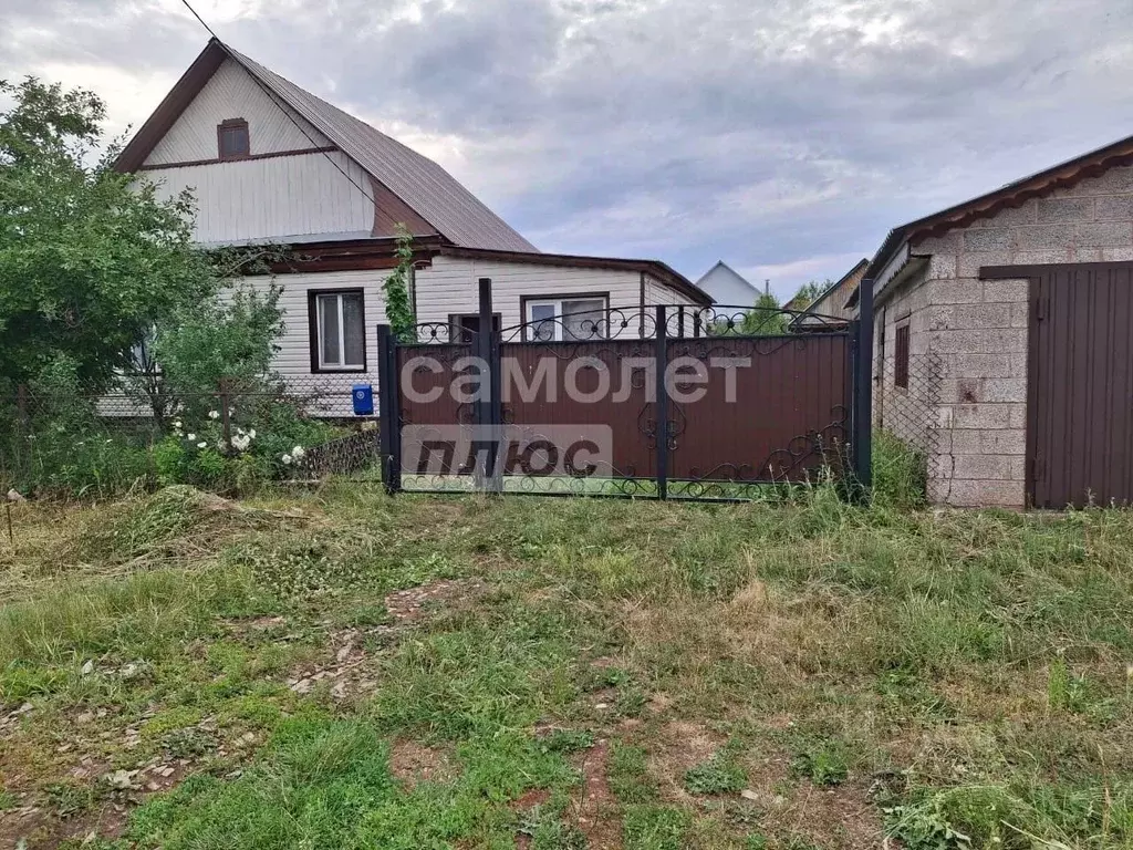 Дом в Башкортостан, с. Буздяк ул. Цветочная, 13 (73 м) - Фото 1