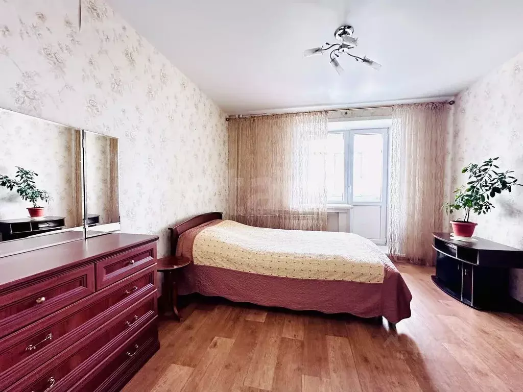3-к кв. Татарстан, Казань ул. Серова, 13 (65.9 м) - Фото 1