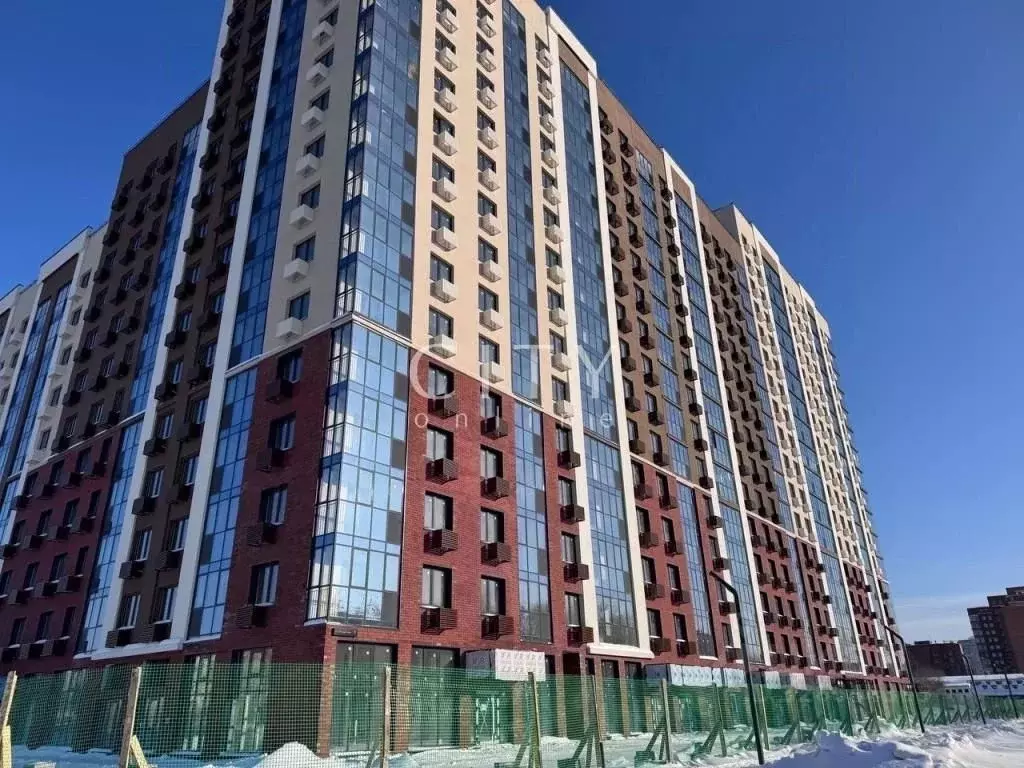 Торговая площадь в Тюменская область, Тюмень Минская ул., 32 (334 м) - Фото 1