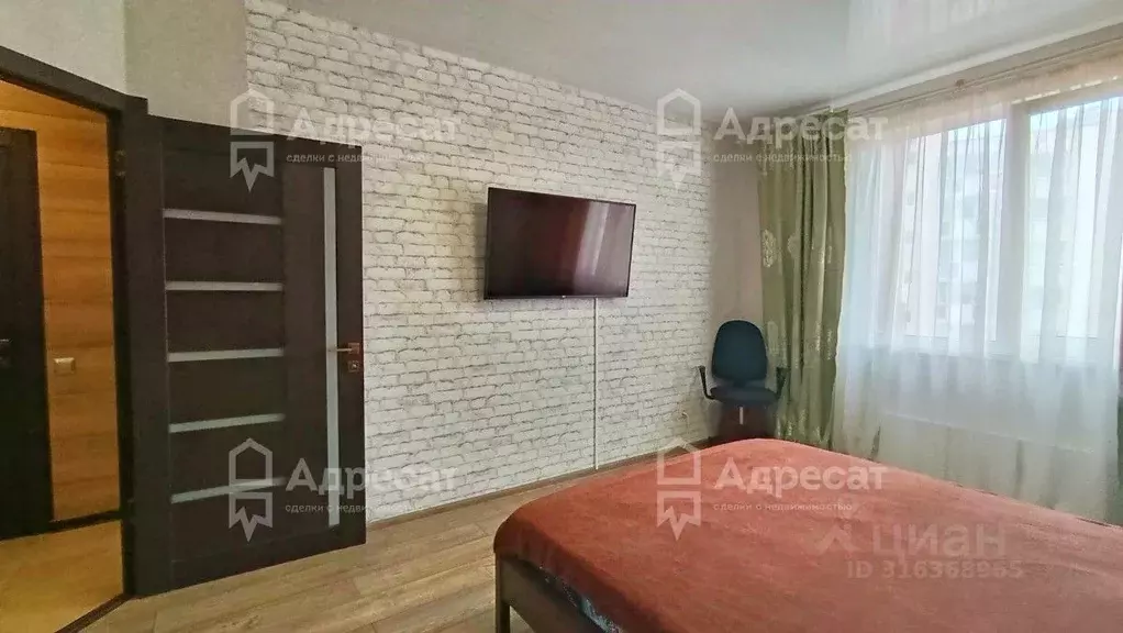1-к кв. Волгоградская область, Волгоград ул. Шумского, 3 (32.6 м) - Фото 0
