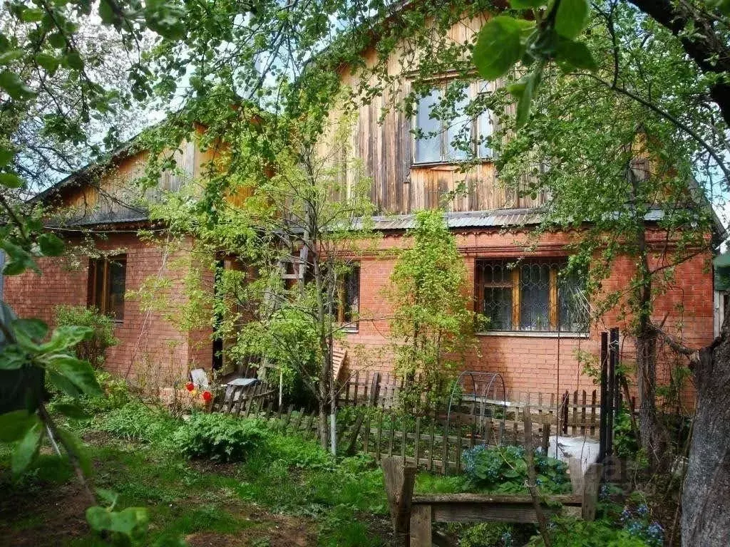 Дом в Самарская область, Самара ул. 8-я Линия (200 м) - Фото 0