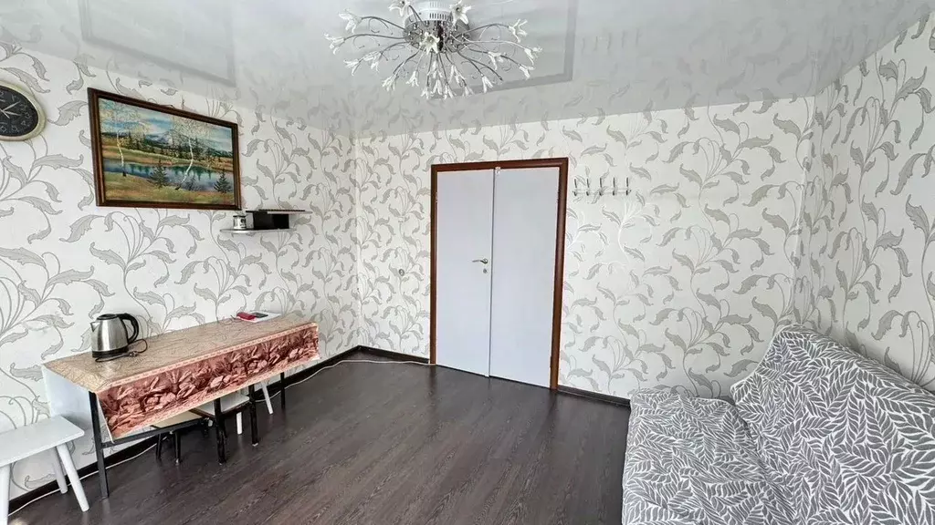 Комната Свердловская область, Екатеринбург бул. Сиреневый, 23 (15.0 м) - Фото 1