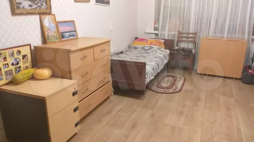 Комната 18 м в 2-к., 2/5 эт. - Фото 1