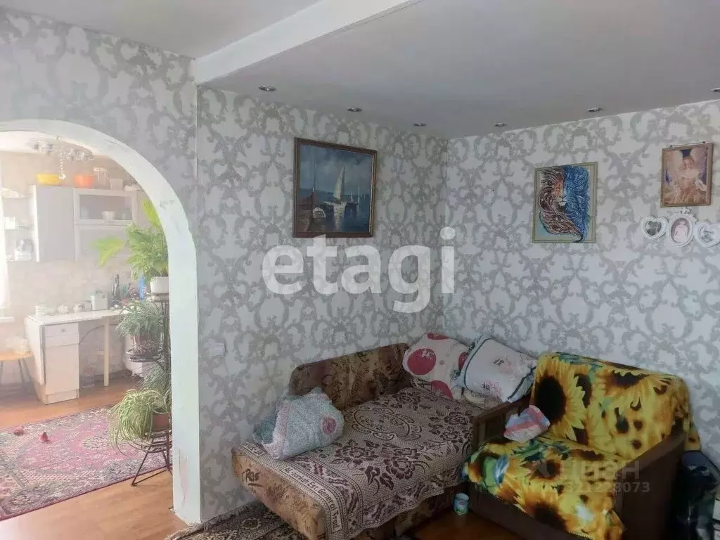 Дом в Красноярский край, Большемуртинско-Сухобузимский округ, с. ... - Фото 0