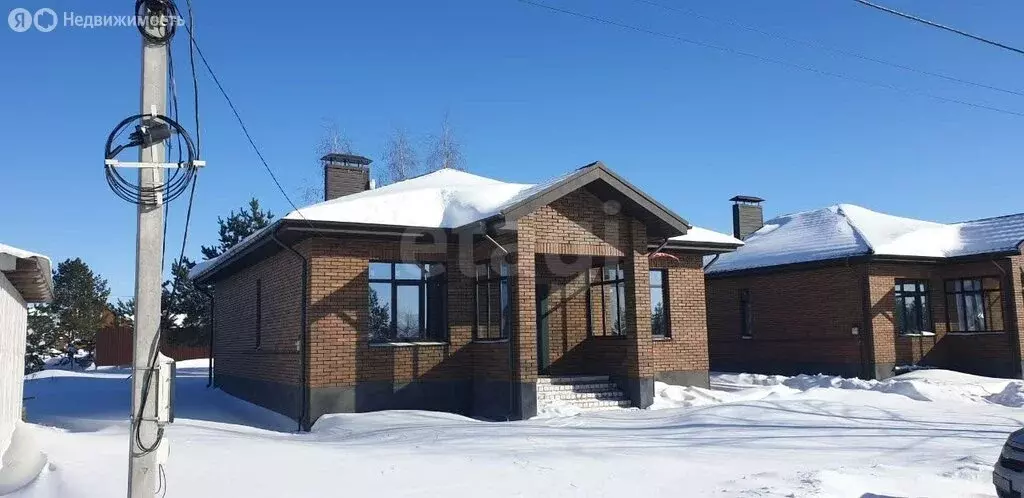 Дом в село Новая Усмань, улица Полянка, 1 (100 м) - Фото 1