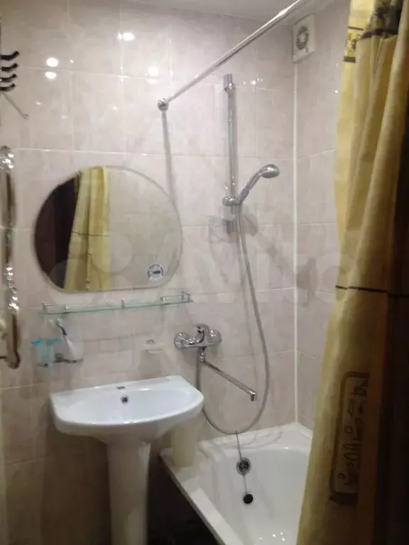 2-к. квартира, 44 м, 2/5 эт. - Фото 1