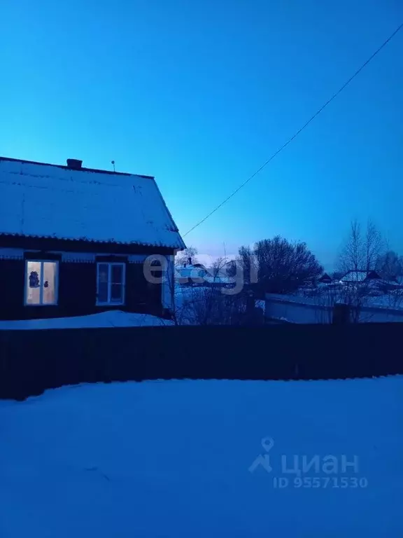 Дом в Кемеровская область, Анжеро-Судженск ул. Маяковского (46 м) - Фото 1