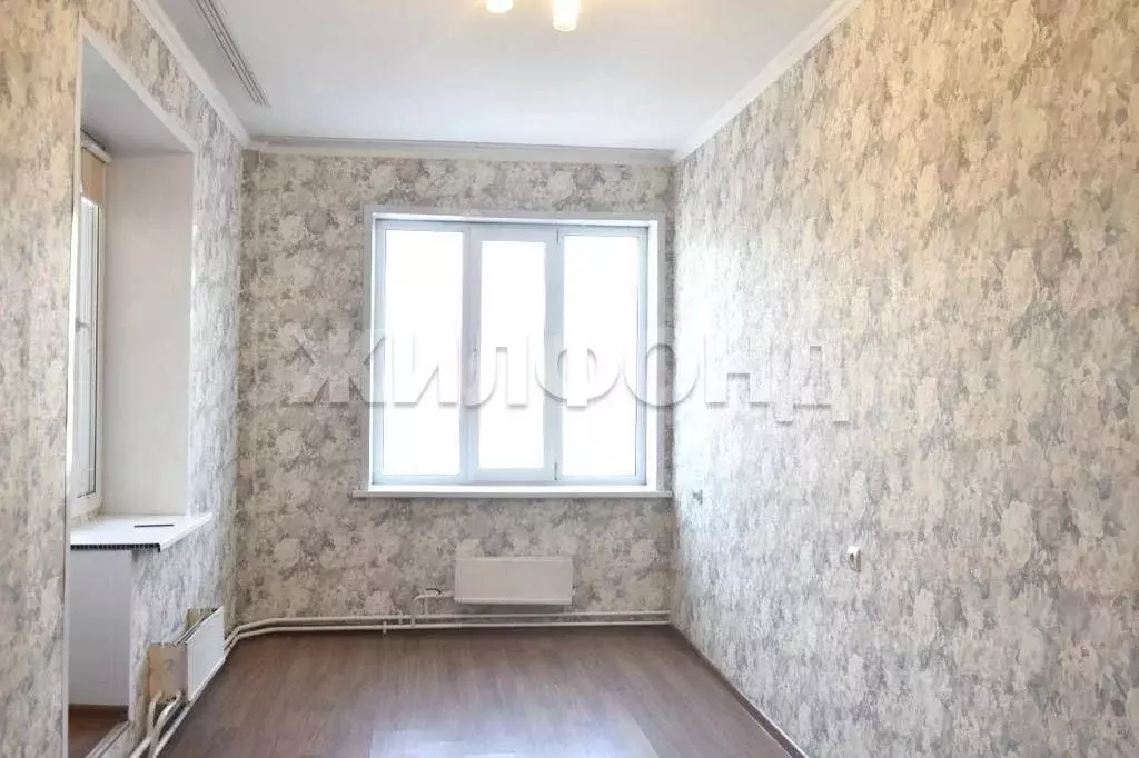 3-к кв. Хакасия, Абакан ул. Чехова, 95к1 (92.7 м) - Фото 0