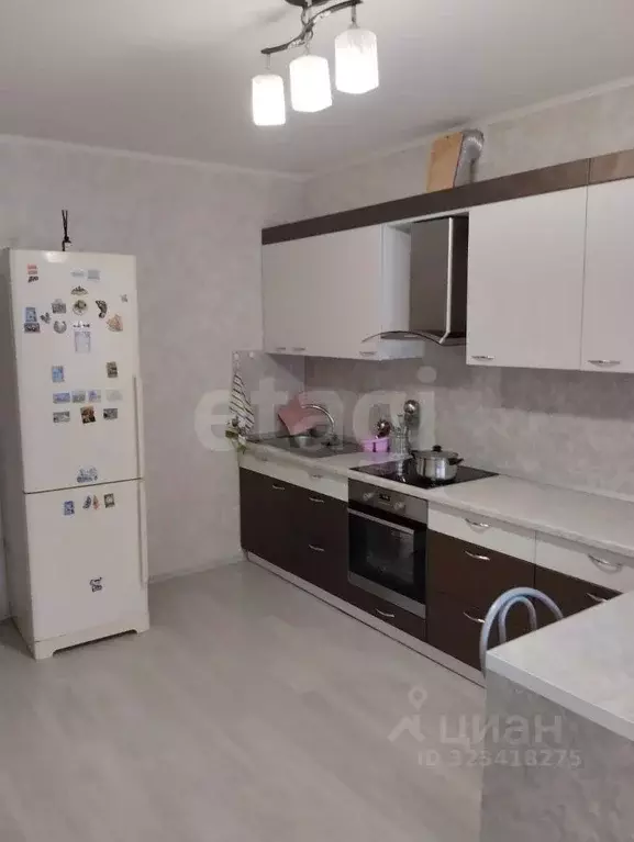 2-к кв. Башкортостан, Уфа Коммунистическая ул., 78 (56.0 м) - Фото 1