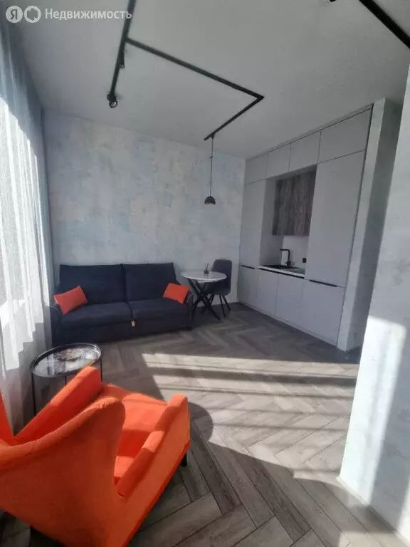 Квартира-студия: Екатеринбург, улица Радищева, 41 (33 м) - Фото 1