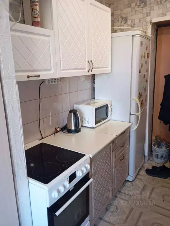 Студия Красноярский край, Красноярск Зеленая Роща мкр, ул. ... - Фото 1