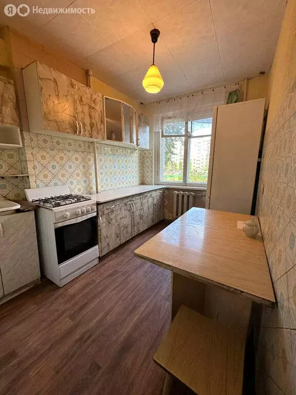 3-комнатная квартира: Энгельс, улица Космонавтов, 15 (62.7 м) - Фото 1