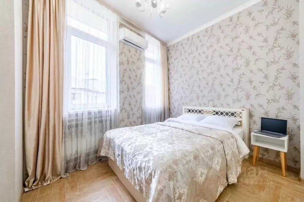 1-к кв. Краснодарский край, Сочи Виноградная ул., 2/2 (42.0 м) - Фото 0