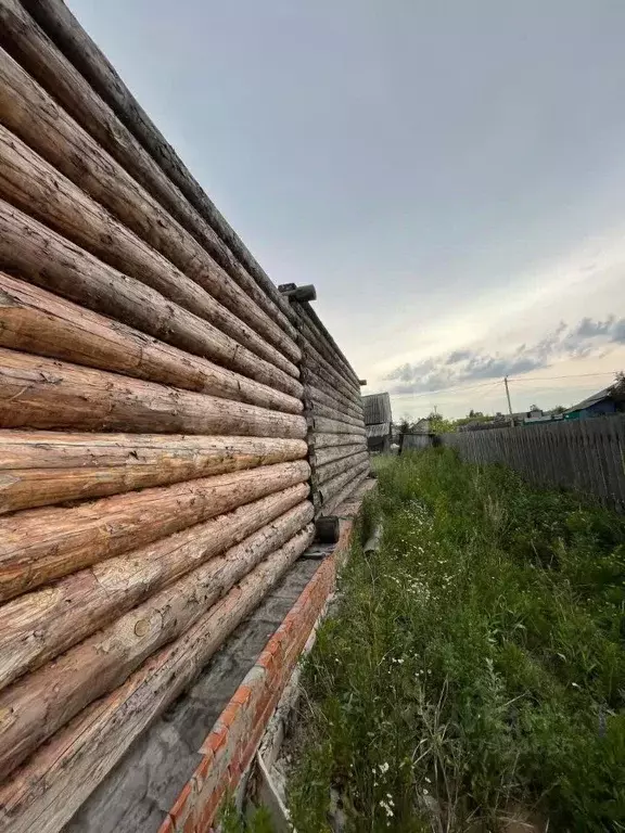 Дом в Тюменская область, с. Нижняя Тавда ул. Герцена (50 м) - Фото 1