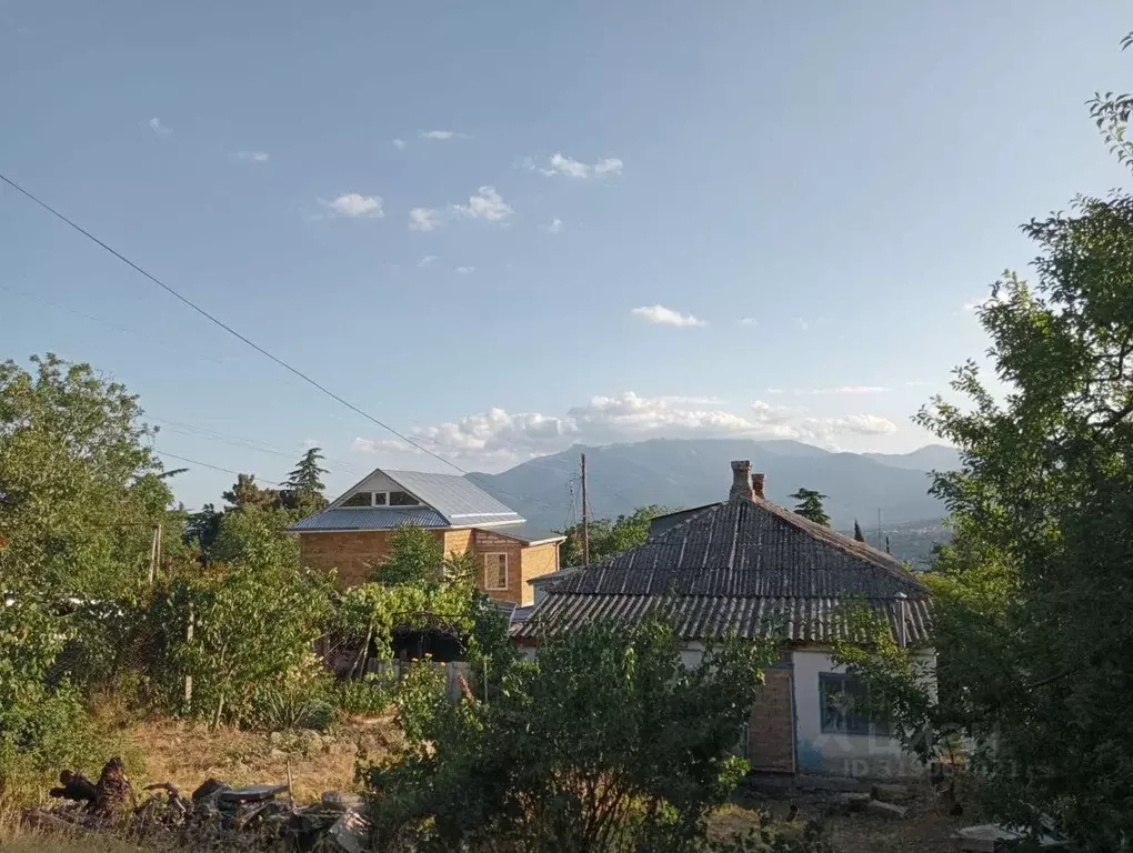 Дом в Крым, Алушта муниципальный округ, с. Лучистое  (32 м) - Фото 0