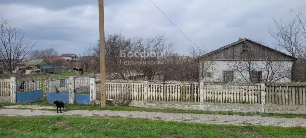 Дом в Крым, Кировский район, Токаревское с/пос, с. Шубино  (65 м) - Фото 2