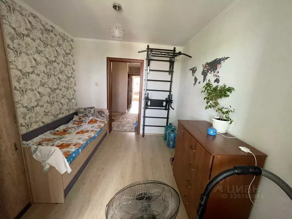 3-к кв. Краснодарский край, Крымск ул. Демьяна Бедного, 3 (62.1 м) - Фото 0