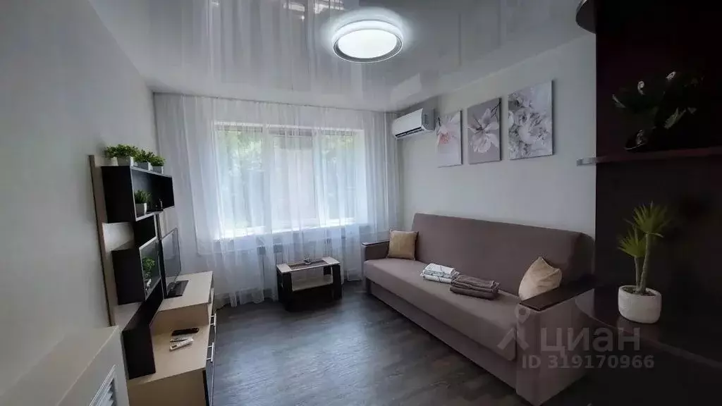 Студия Приморский край, Владивосток Некрасовская ул., 52 (18.0 м) - Фото 0