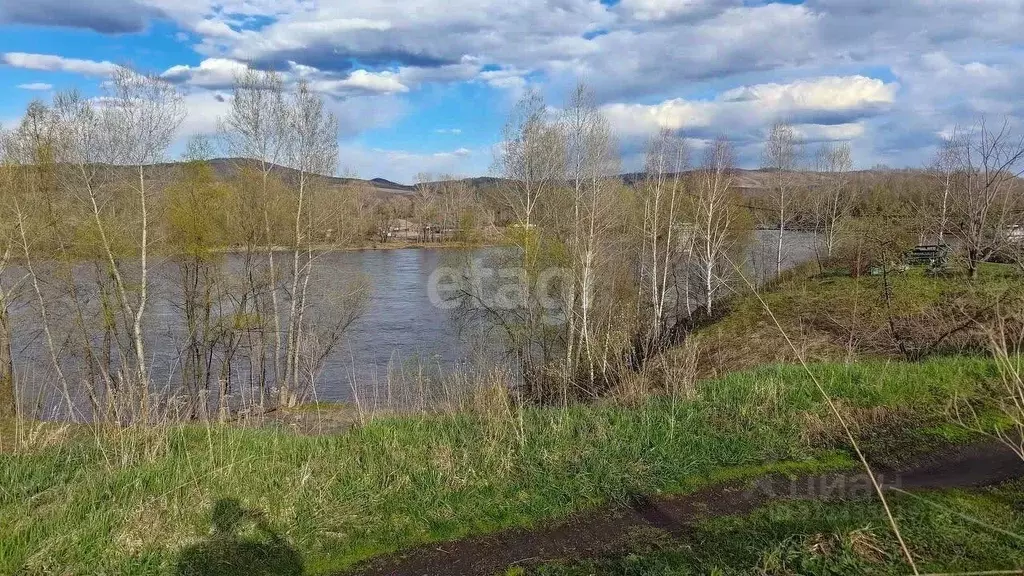 Участок в Алтайский край, Бийск Набережная ул. (52.08 сот.) - Фото 0