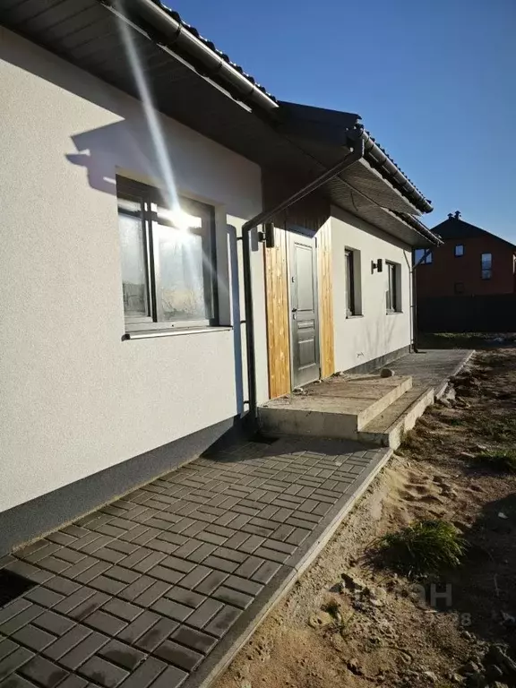 Дом в Псковская область, Псковский район, Логозовская волость, д. ... - Фото 1