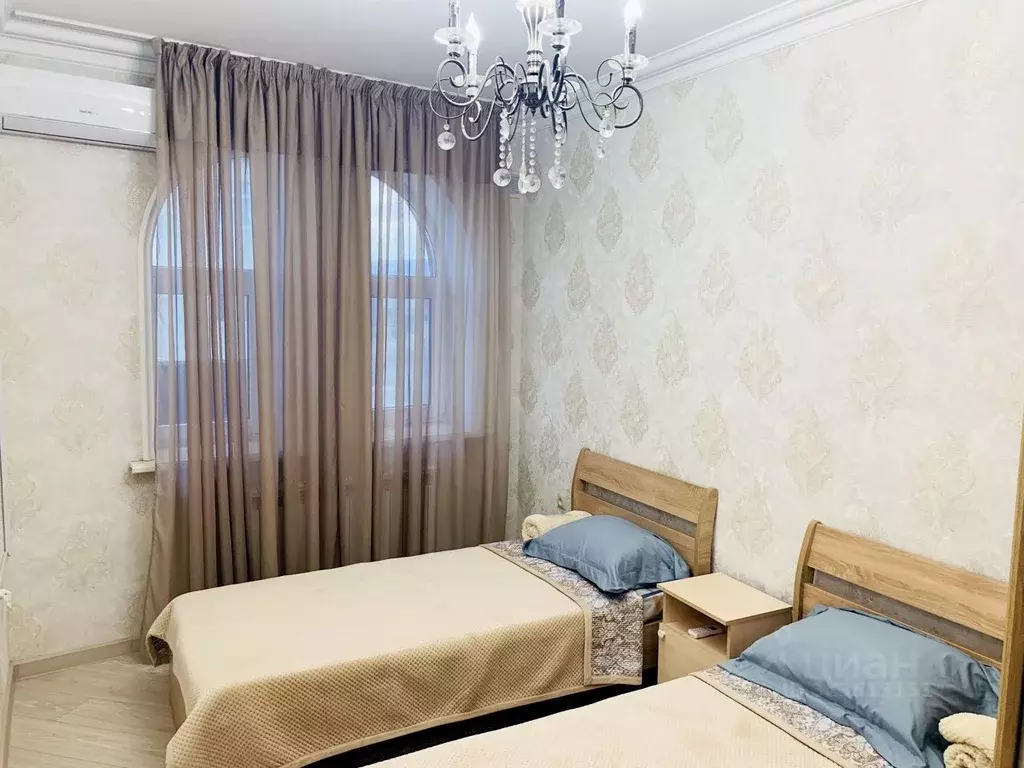 2-к кв. Дагестан, Махачкала ш. Хушетское, 18 (80.0 м) - Фото 1