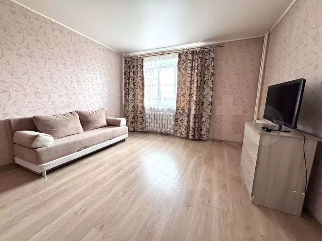 1-к. квартира, 45 м, 7/9 эт. - Фото 0