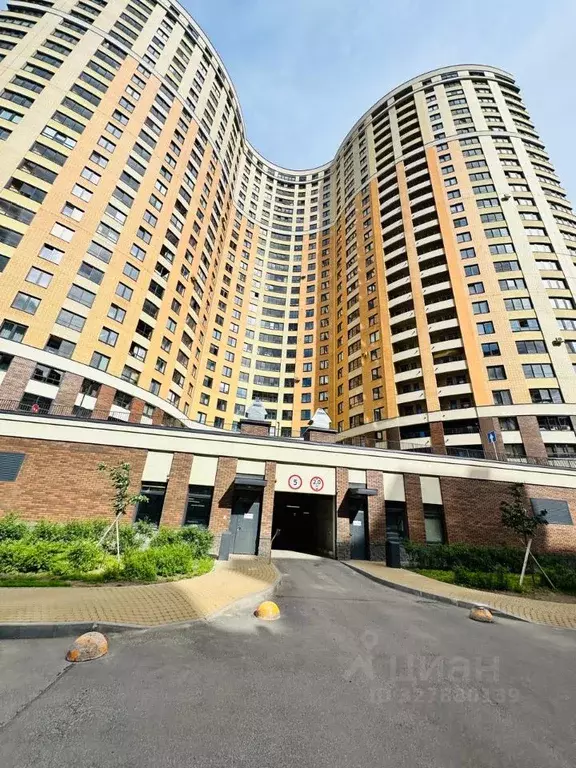 Гараж в Ленинградская область, Кудрово г. Всеволожский район, ... - Фото 1