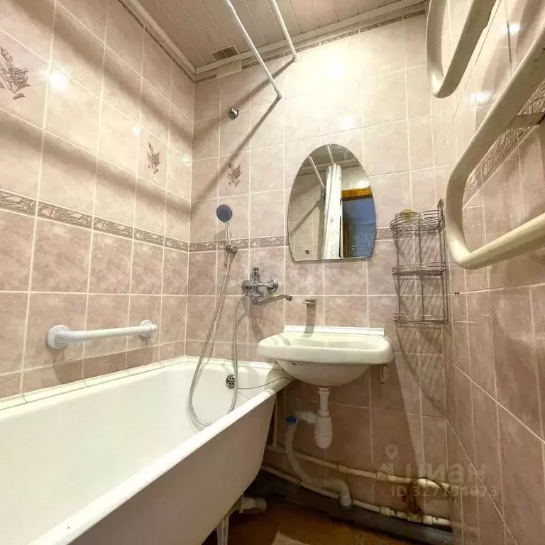 3-к кв. Омская область, Омск ул. Ватутина, 13Б (58.7 м) - Фото 1