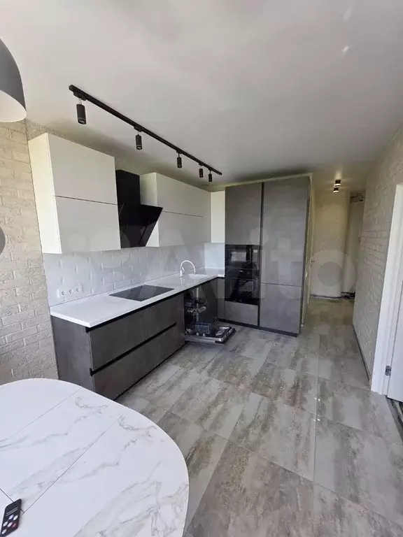 1-к. квартира, 39 м, 6/9 эт. - Фото 1
