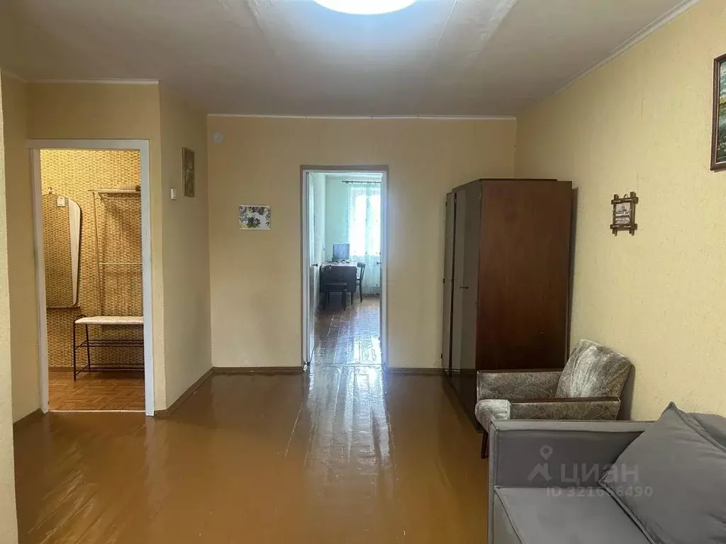 2-к кв. Кировская область, Киров Комсомольская ул., 27 (45.0 м) - Фото 1