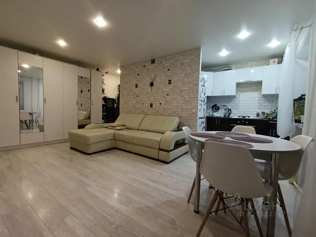 2-к кв. Ленинградская область, Гатчина ул. Лейтенанта Шмидта, 4 (44.1 ... - Фото 1