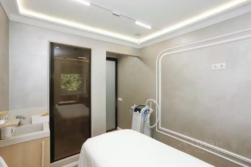 Помещение свободного назначения в Иркутская область, Иркутск ул. ... - Фото 1