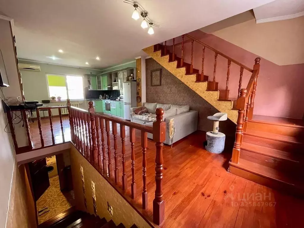 Таунхаус в Краснодарский край, Сочи Новый Сочи мкр, ул. Санаторная, 42 ... - Фото 1