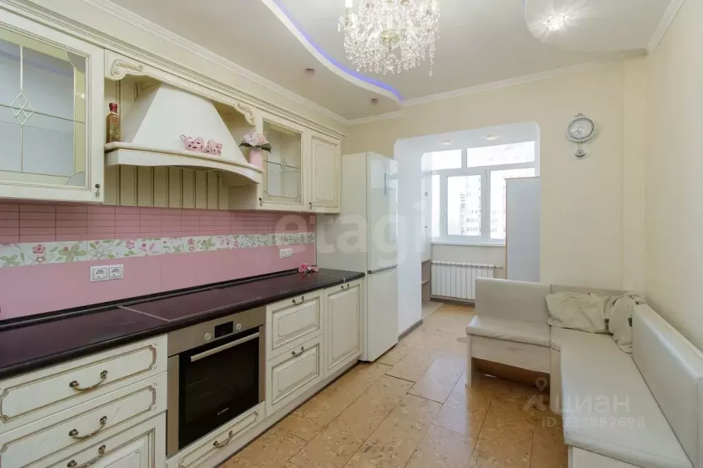 2-к кв. Тюменская область, Тюмень ул. Пермякова, 67 (66.5 м) - Фото 1