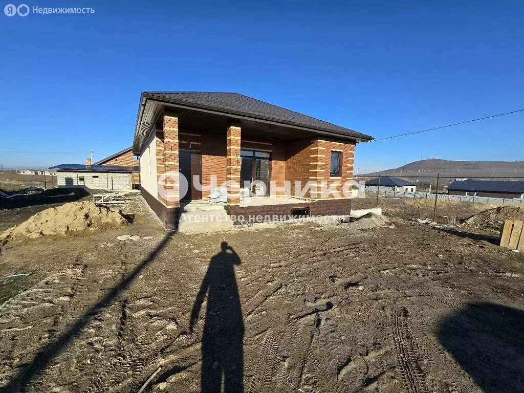 Дом в станица Ессентукская, улица имени Александра Ищенко, 17 (130 м) - Фото 0