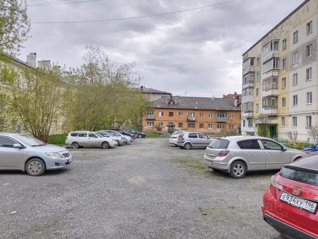 2-к кв. Свердловская область, Екатеринбург ул. Маневровая, 23А (50.5 ... - Фото 0